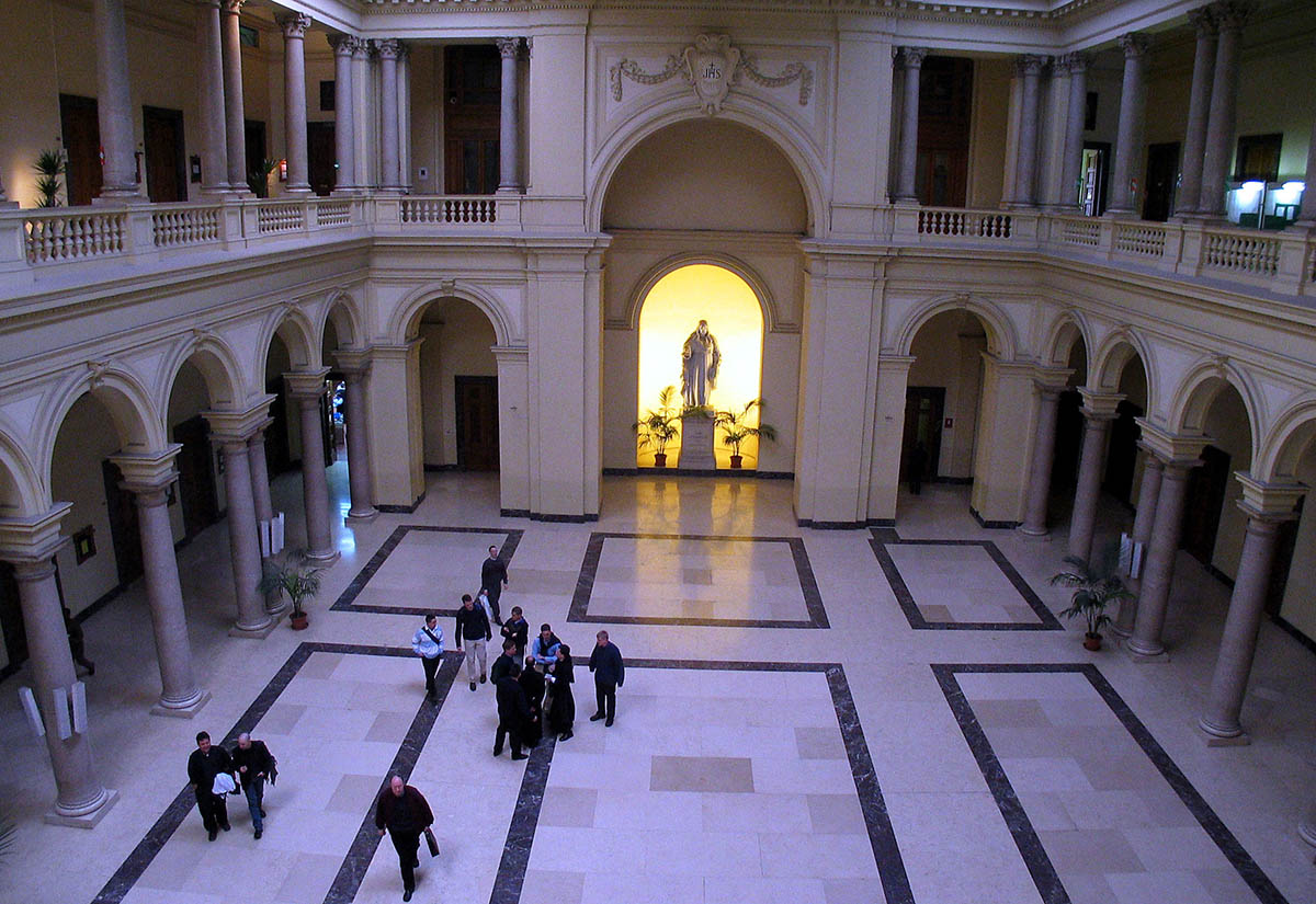 Atrium der Päpstlichen Universität Gregoriana in Rom