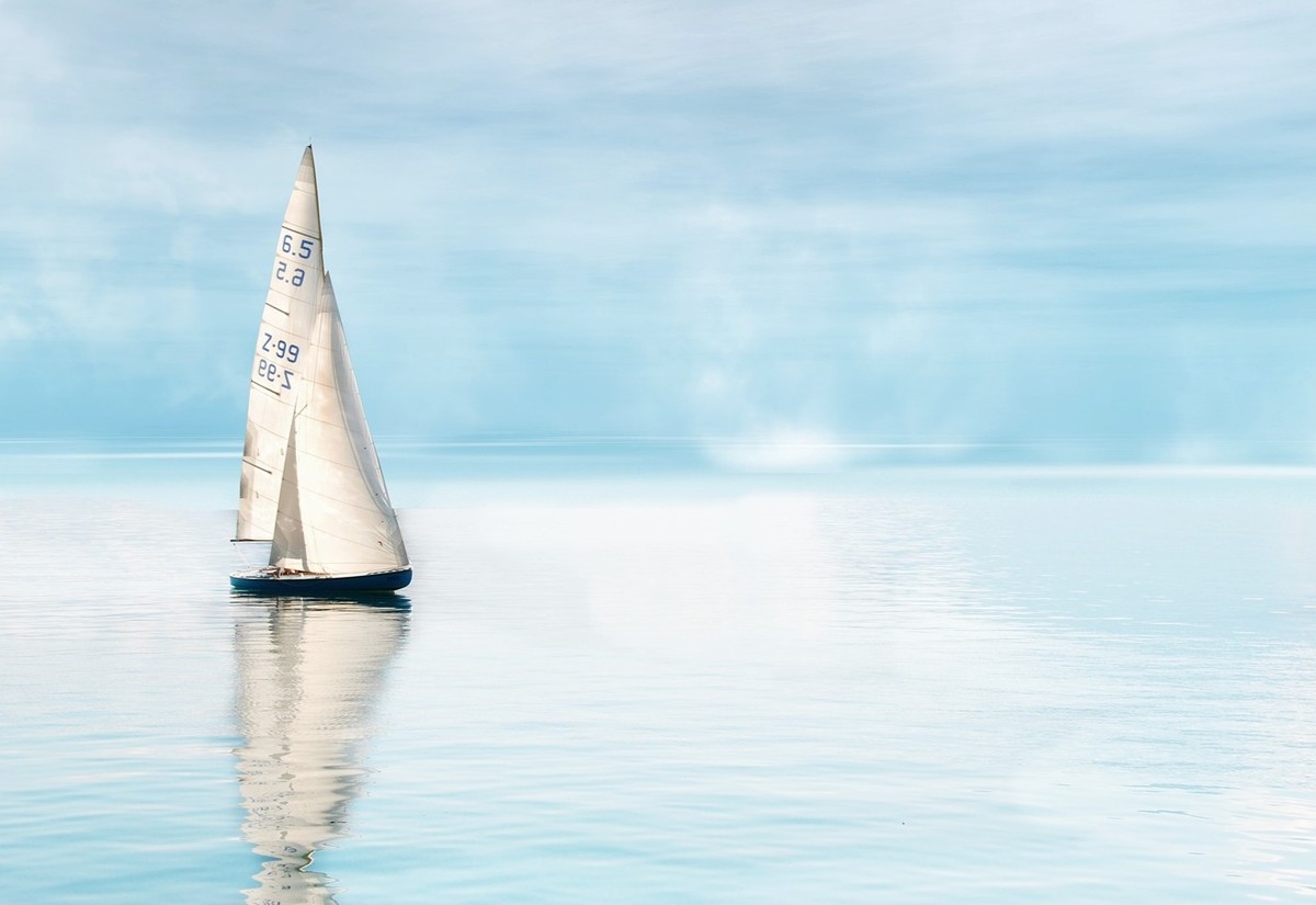 Segelschiff auf offener See