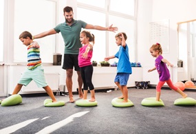 Turnspiele im Kindergarten