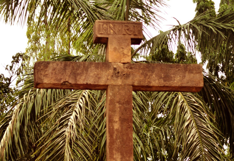 Kreuz im Urwald