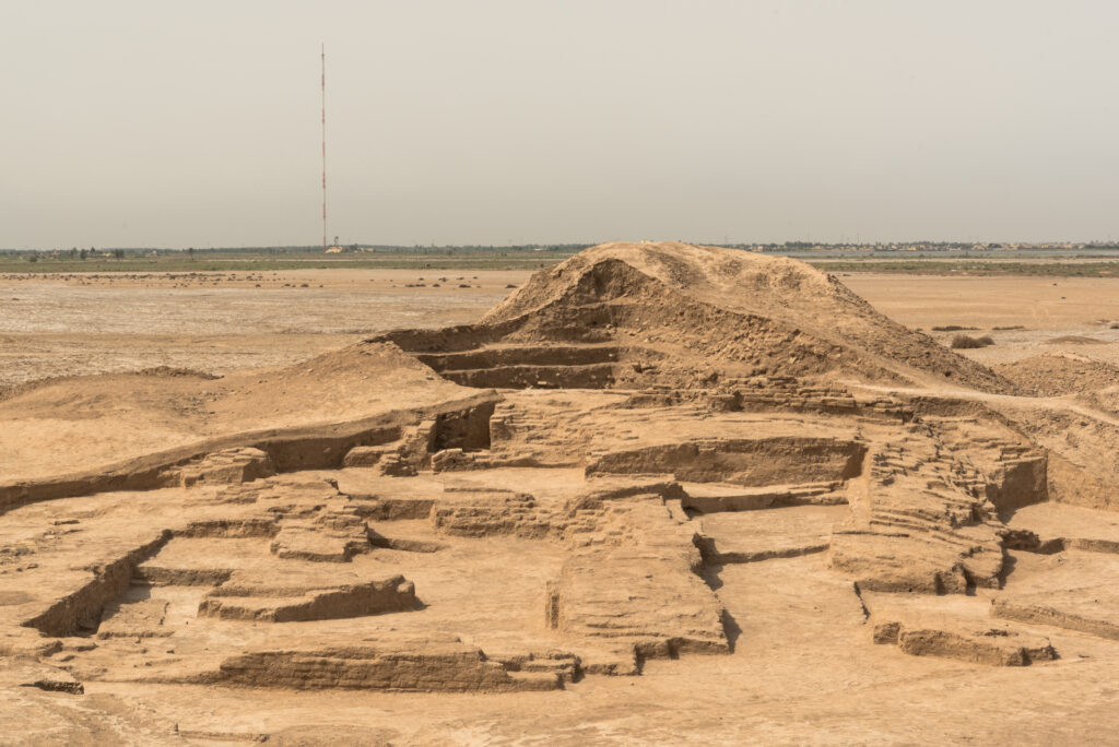 Eninnu-Tempel: zu sehen sind die freigelegten Mauern.