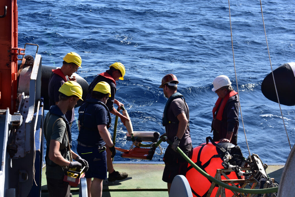 Messungen zur Minoischen Eruption auf dem Forschungsschiff Poseidon. 