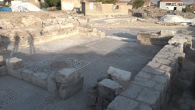 Freigelegte Mosaikböden