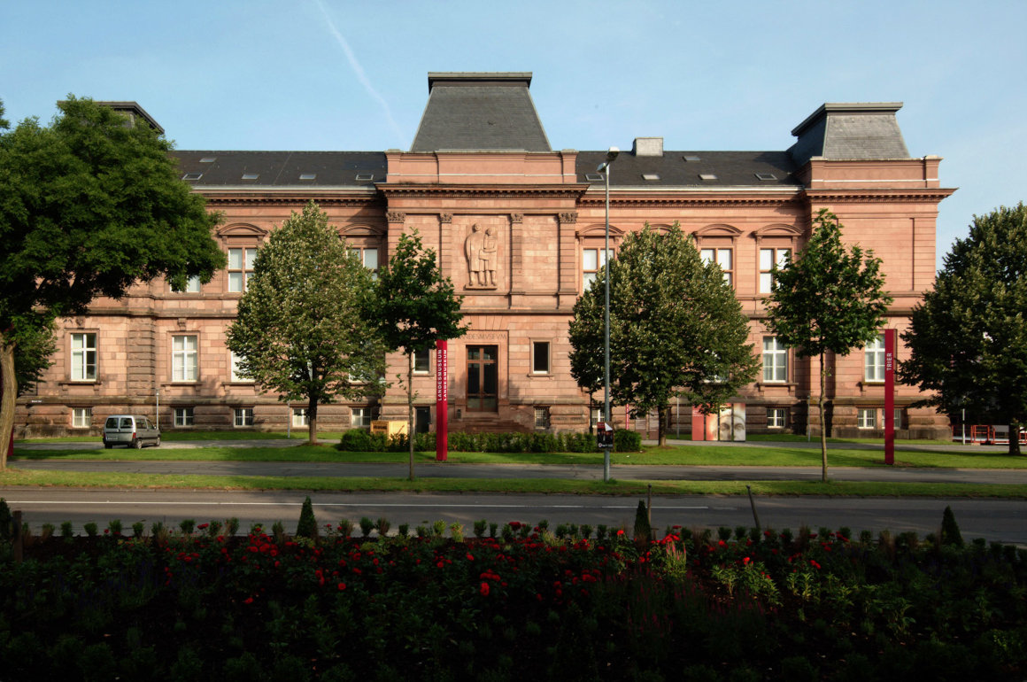 Außenansicht des Rheinischen Landesmuseum Trier